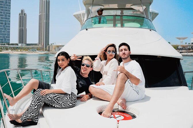 Dubai Harbour Luxury Yacht Tour with BBQ & Drinks - Timing, weather, and why your departure day matters