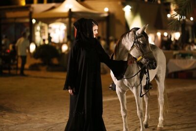 Dubai: Luxury Desert Fortress Dinner, Camel Ride & Live Shows - Getting There from Dubai: Air-Conditioned Pickup and Timing That Works