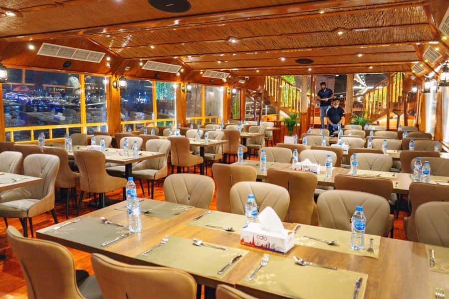 Dubai: Luxury Dinner Cruise with Live Music - Key things worth knowing before you go