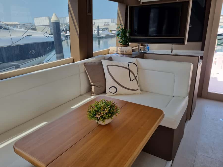 Dubai: Luxury Sightseeing Cruise with Food and Drinks - Dubai Marina Canal: the skyline view you can’t get from the sidewalk