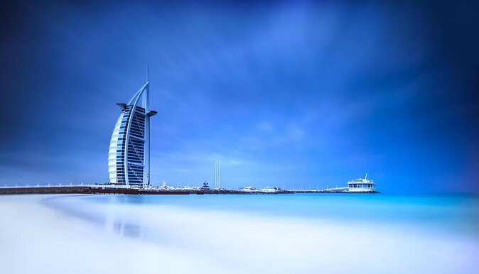 Dubai Luxury Yacht Tour with Live BBQ & Drinks - Key highlights before you board