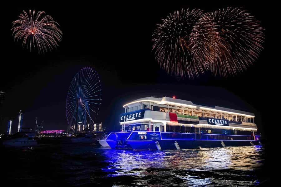 Dubai Marina: Luxury Dinner Cruise, Live Show, Open Bar & DJ - Key things to know before you go