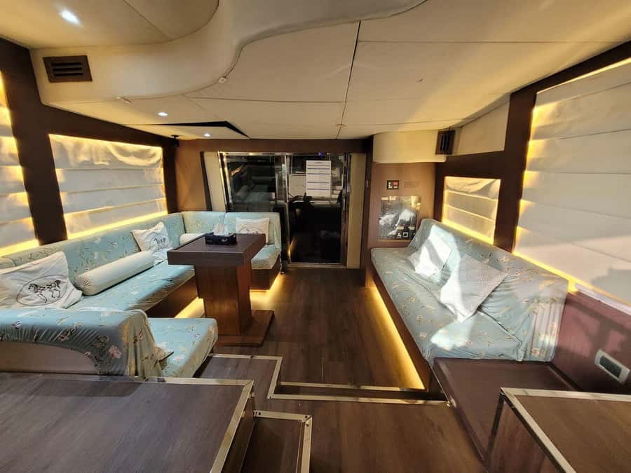 Dubai Marina luxury Yacht Tour: AinDubai,JBR &Harbour(1Hour) - The Cruise Route: Dubai Marina, Ain Dubai Ferris Wheel, Bluewaters, JBR