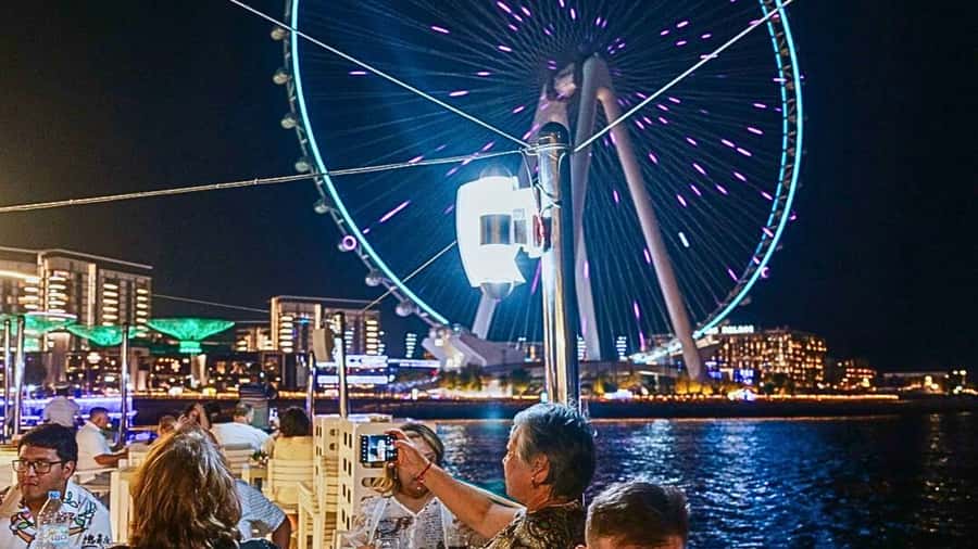 Dubai: Marina Premium Dinner Cruise with Unlimited Drinks - Who This Cruise Fits Best (and Who Might Want to Skip It)