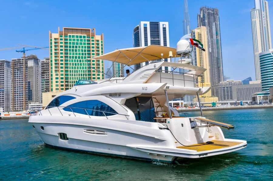 Dubai: Marina Private Luxury Yacht Tour - The Cruise Route: Lagoon, JBR, the Palm-Area Icons, and the Anchor