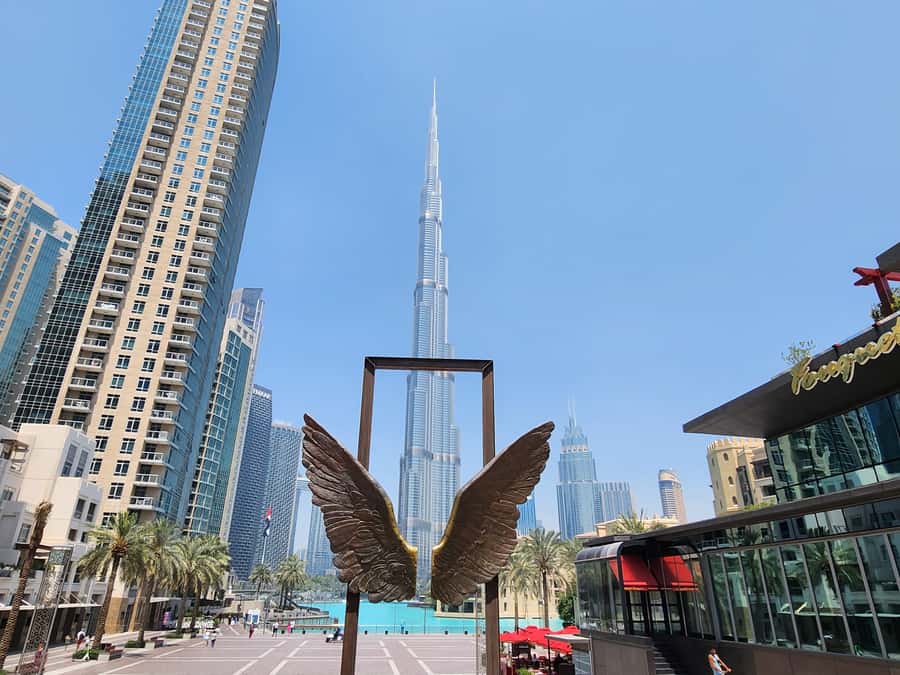 Dubai: Premium Half-Day Dubai Highlights Tour small group - Al Farooq Omar Ibn Al Khattab Mosque: your calm start in the middle of Dubai