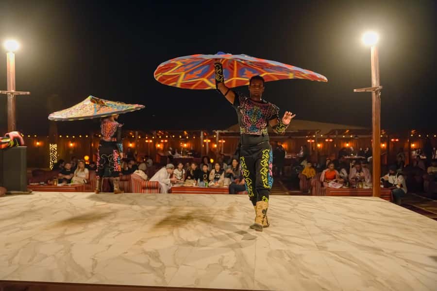 Dubai: Premium Red Dune Safari with Sandboarding & BBQ - Henna Painting and Sheesha: Hands-On Culture Time (With Clear Limits)