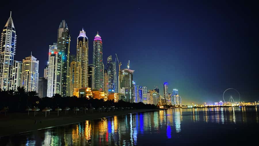 Dubai: Private Luxury Night Boat Tour - The Boat, the Crew, and the Music-By-Bluetooth Touch