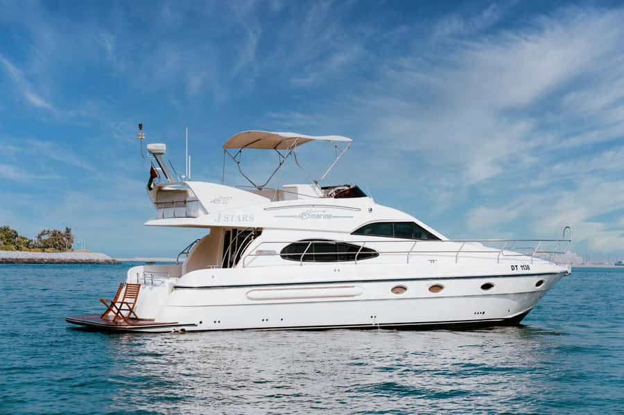 Dubai: Private Luxury Yacht Tour on a 50-Foot Yacht - Why this 50-foot private yacht tour feels special in Dubai