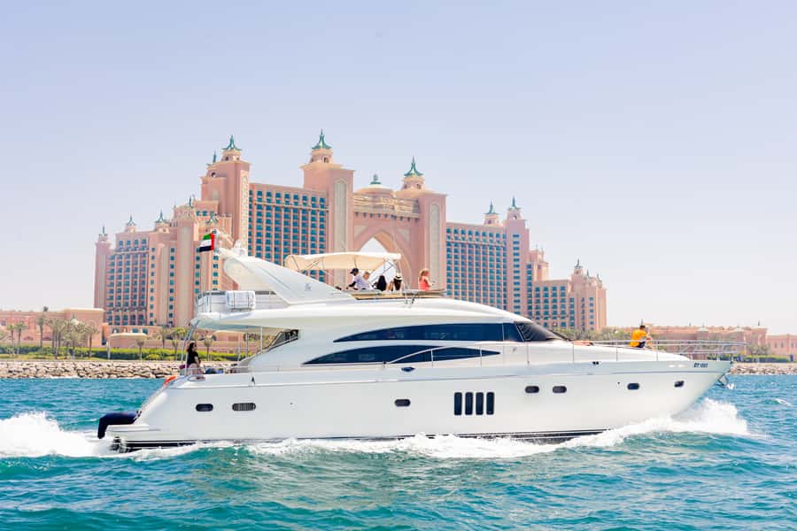 Dubai: The Luxury Yacht Tour with Live BBQ Option - Key Points Worth Knowing