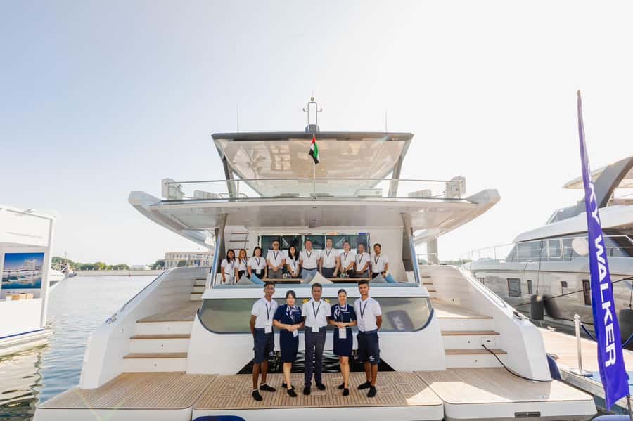 Dubai: The Luxury Yacht Tour with Live BBQ Option - Dubai Yacht Comfort Starts at Dubai Harbour