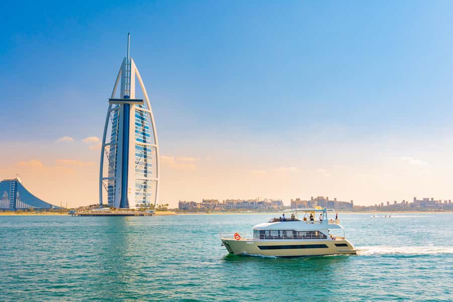Dubai Waves & Dunes: Luxury Yacht Cruise w/ Red Dunes Safari - Who Should Book This Tour (and Who Should Skip It)