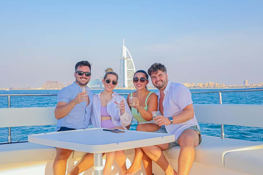 Dubai Waves & Dunes: Luxury Yacht Cruise w/ Red Dunes Safari - Lahbab Red Dunes Dune Bashing: The Main Event