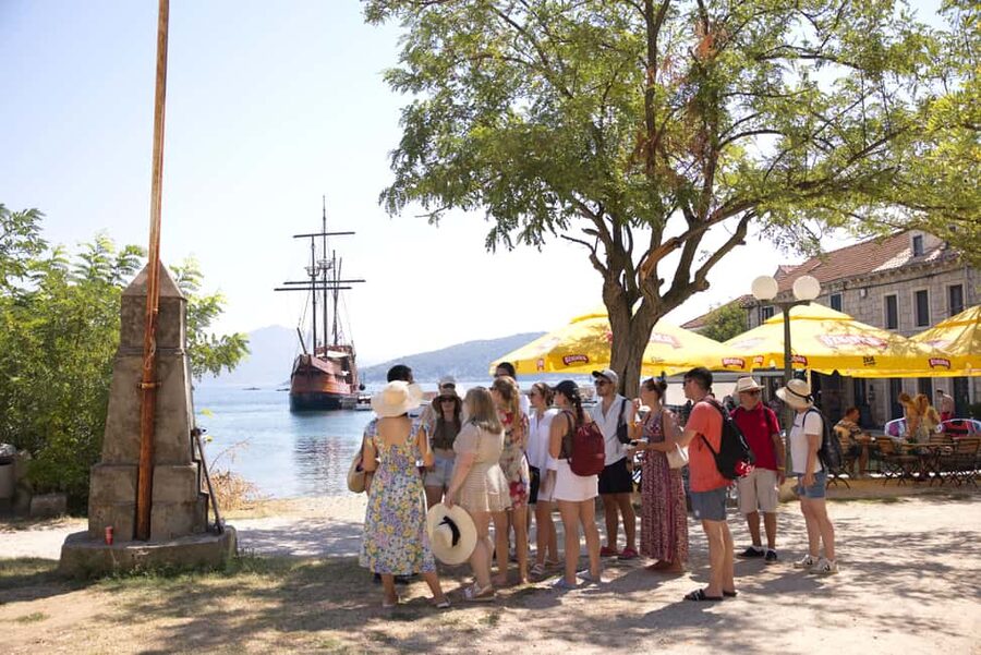 Dubrovnik: Elaphiti Island Luxury Pirate Ship Cruise - Optional activities: hiking, snorkeling, olive oil/honey tastings, and wine