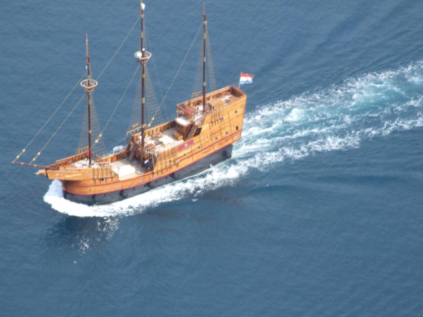Dubrovnik: Elaphiti Island Luxury Pirate Ship Cruise - Food and drinks: what’s included versus what costs extra