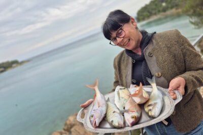 Dubrovnik to Split luxury transfer with 5course LUNCH INCLUDED - Dubrovnik pickup stop: a quick start in the right place