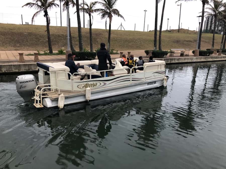 Durban Point Waterfront: Luxury Canal Boat Cruise - Guides on board: how the commentary turns a short ride into a good one