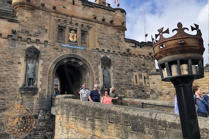 Edinburgh Full-Day Guided Private Tour in a Premium Minivan - Key highlights worth planning around