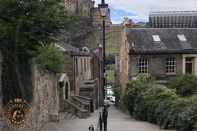 Edinburgh Full-Day Guided Private Tour in a Premium Minivan - Arthur’s Seat and Calton Hill: big views built into the route