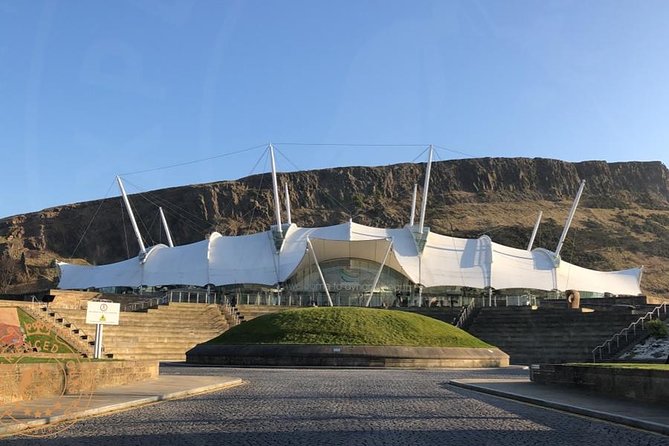 Edinburgh Half Day Guided Private Tour in a Premium Minivan - Palace Courtyard Front-Row Views and the Scottish Parliament Contrast