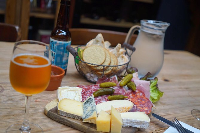 Edinburgh Luxury Private Food & Drink Tour with Eat Walk Tours - A Private Food Tour That Also Teaches You the City