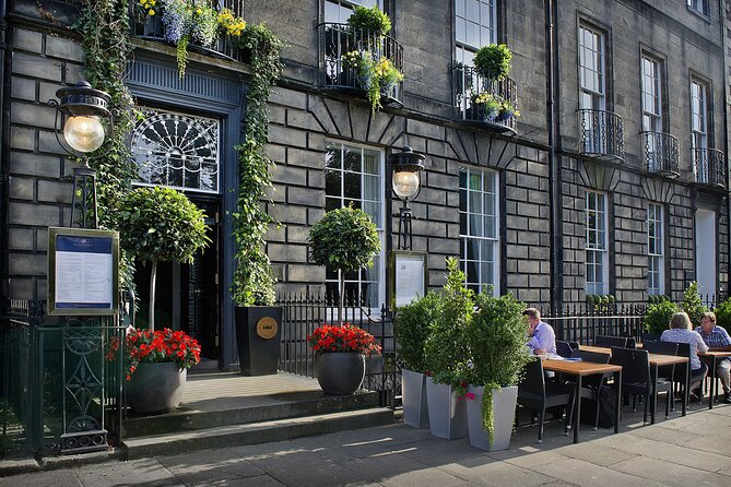 Edinburgh Luxury Private Food & Drink Tour with Eat Walk Tours - Logistics That Can Make or Break a Walking Tour