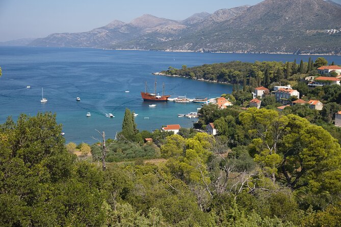Elaphiti Islands On The Luxury Pirate Ship Karaka Dubrovnik - Koločep Island (Kolocep): pine forests, a fishing bay, and honey/oil options