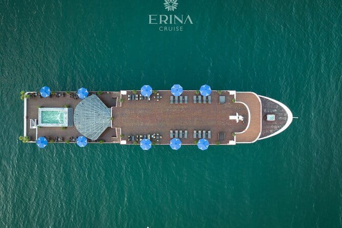 Erina Cruise 5-star cruise 2 day visit Lan Ha Bay private balcony - Lan Ha Bay from Tra Bau to the swim-and-Jacuzzi pause