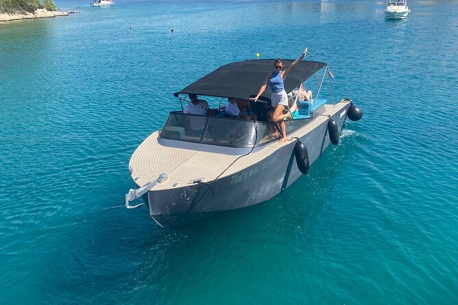 Exclusive Blue Lagoon Luxury Boat Tour from Split - The premium feel: crew, music, cookies, and onboard refreshments