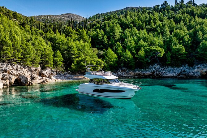Exclusive Luxury Yacht Tour of the Elaphiti Islands - Dubrovnik from the water: seeing the city walls without the crowds