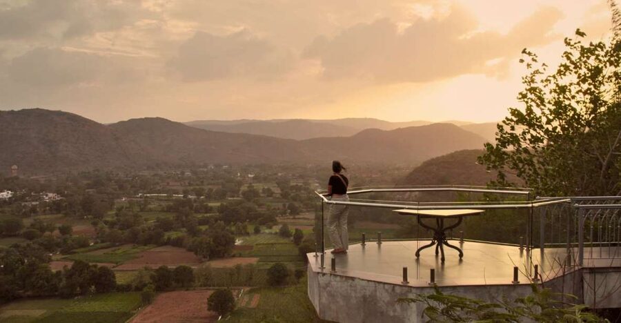 Experience Luxury: Private Museum, Vintage Car Ride - Price and value: is $104 per person fair?