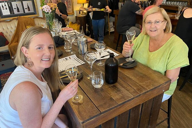Experience SA Private Premium Wine Tour-Pickup from the Adelaide - The 9:45am Adelaide pickup that keeps your day on track