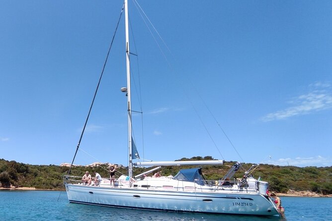Five Star Relax Cruise Sailing Yacht Islands of La Maddalena - Food and drinks: what “Sardinian lunch onboard” actually means