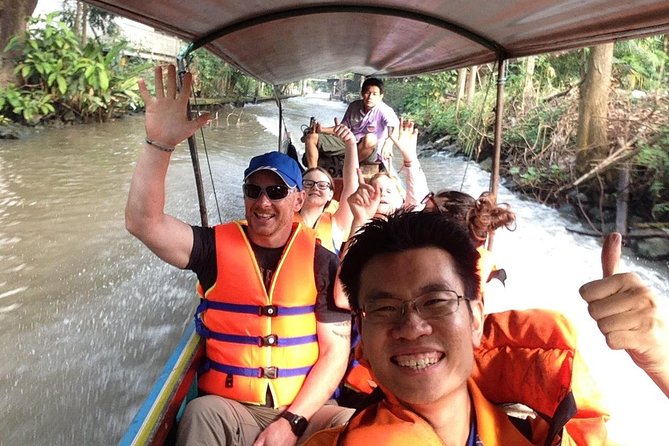 Floating & Railway Market and Coconut Farm Tour [Optional Luxury] - Coconut sugar farm: short stop, real process