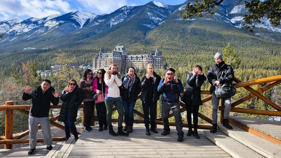 From Calgary/Canmore: Banff National Park Premium Day Trip - Key highlights worth getting excited about