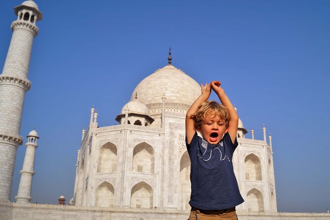 From Delhi: Luxury Group tour of Agra by Car- TOP RATED TOUR - Sunrise Taj Mahal: What You Gain Before the Crowds