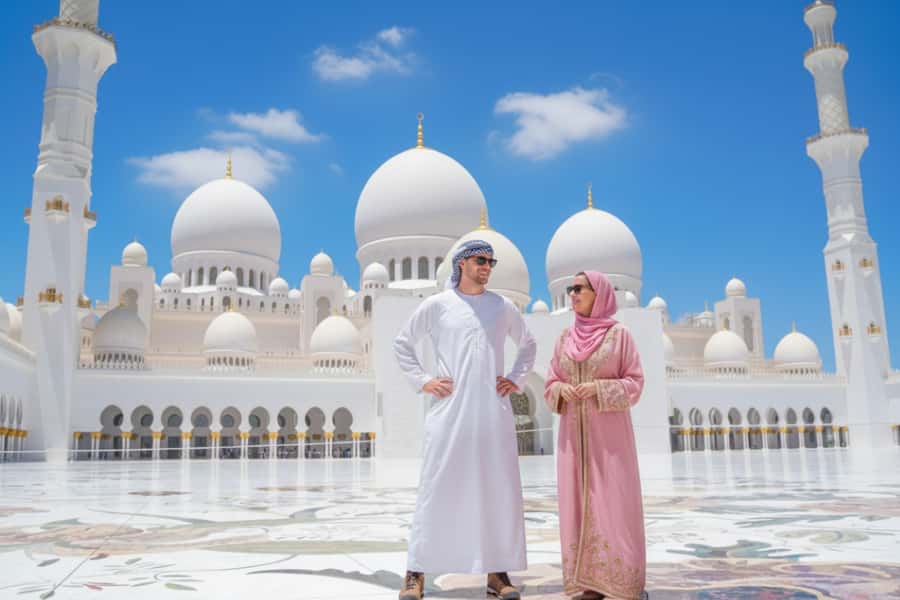 From Dubai: Abu Dhabi Premium Full-Day Sightseeing Tour - Quick hits before you go