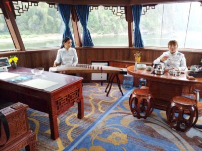 From Guilin: 4 Star Luxury Li River Cruise with Buffet Lunch - Karst pillars, farms, bamboo groves, and waterfalls on both banks