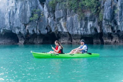 From Ha Long: Luxury Symphony Day Cruise with 2 Jacuzzi Pool - The Day Timeline: When You’ll Be Moving (and When You Can Relax)