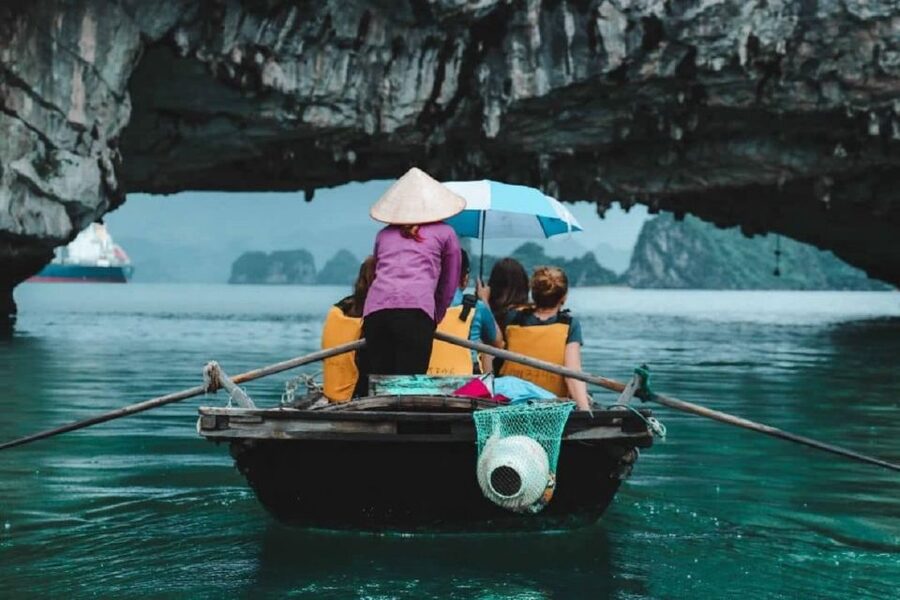From Hanoi: 2-Day Bai Tu Long Bay Luxury Cruise with Jacuzzi - Day 1 on Bai Tu Long Bay: Cong Do kayaking and swimming in summer