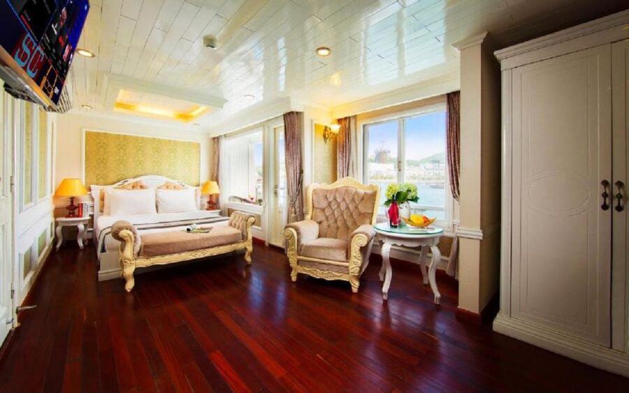 From Hanoi: 2-Day Bai Tu Long Bay Luxury Cruise with Jacuzzi - Onboard cooking, dinner at 7:00PM, and the fun parts after dark