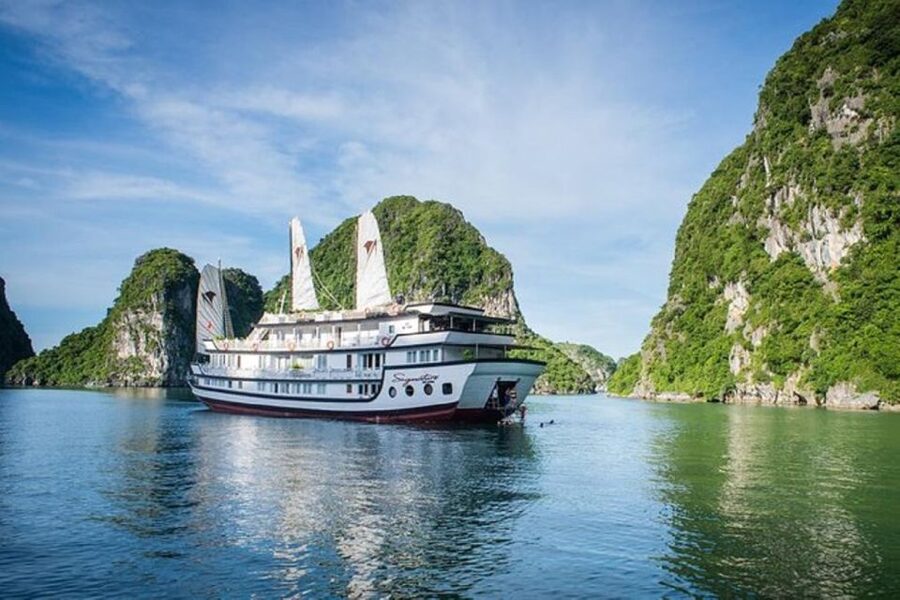 From Hanoi: 2-Day Bai Tu Long Bay Luxury Cruise with Jacuzzi - Getting from Hanoi to the port: your day starts early (and that’s okay)