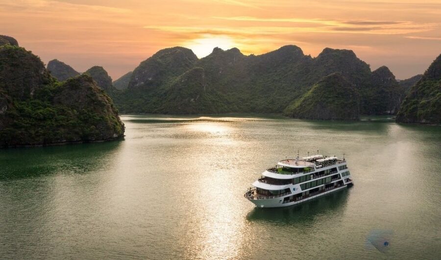 From Hanoi: 2-Day Lan Ha Bay 5-Star Cruise with Balcony - Hanoi to Lan Ha Bay: the ride that shapes your expectations