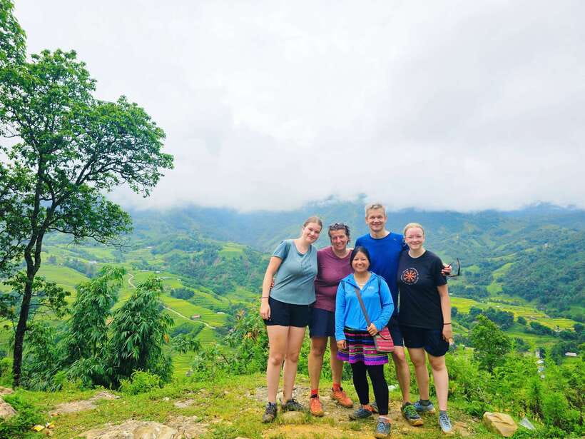 From Hanoi: 2-Day Sapa Trek Tour - Luxury Limousine Transfer - Leaving Hanoi in a Luxury Limousine: What the Long Ride Really Feels Like