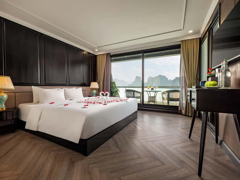 From Hanoi: 5-Star Cruise 2 Days 1 Night Ha Long &Lan Ha Bay - A Quiet Luxury Alternative to Classic Halong