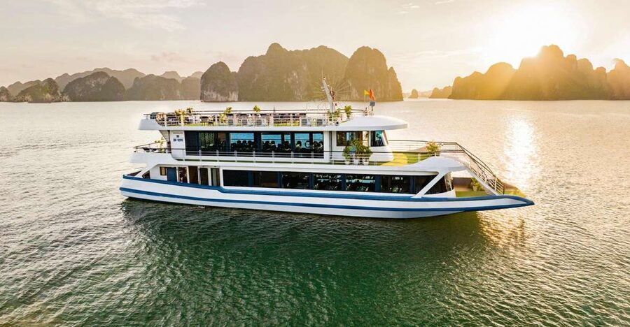 From Hanoi: Ha Long Bay 5-star Day Cruise with Buffet Lunch - Speedboat, Bamboo, and Other Add-Ons You Might Be Offered