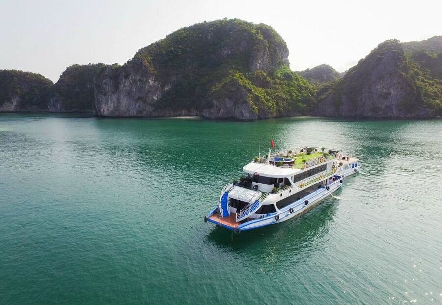 From Hanoi: Ha Long Bay Luxury Cruise Day Tour with Jacuzzi - Titov Island: the viewpoint climb that doesn’t take all day
