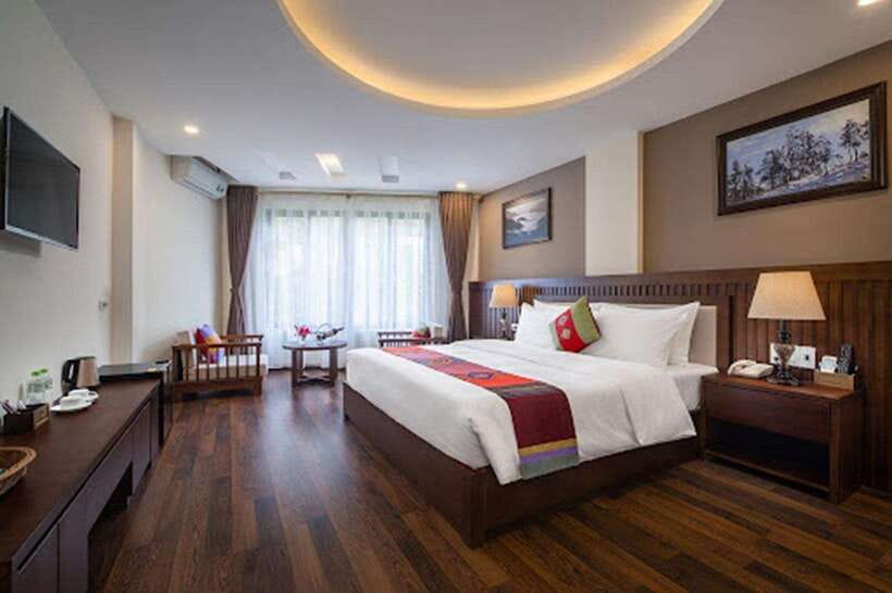 From Hanoi: Premium 2-Day Sapa Adventure with DCAR Limousine - Day 2: Red Dao Villages (Giang Ta Chai) or Fansipan Peak Time