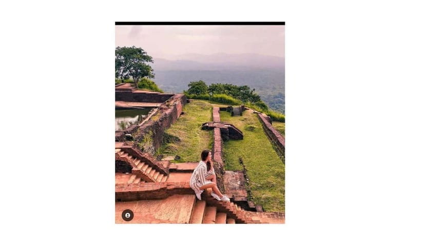 From Kandy: Dambulla to Sigiriya Day Tours by Luxury Car - Luxury car comfort on the Kandy–Sigiriya track