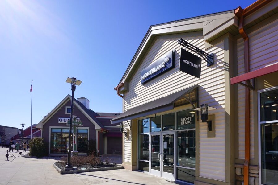 From NYC: Woodbury Common Premium Outlets Shopping Tour - Should You Book This Woodbury Common Day Trip?